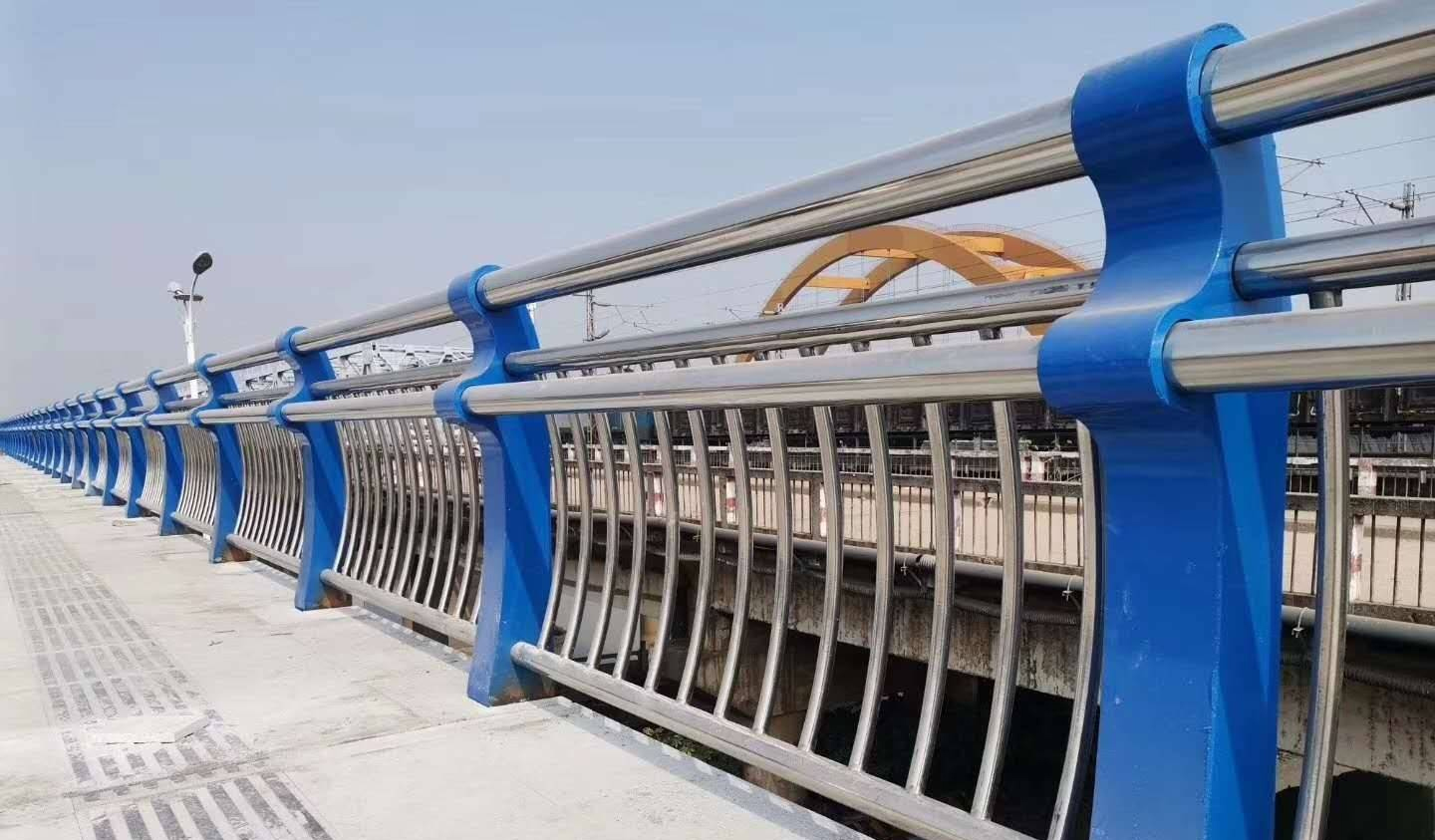 柳州桥梁不锈钢防撞护栏