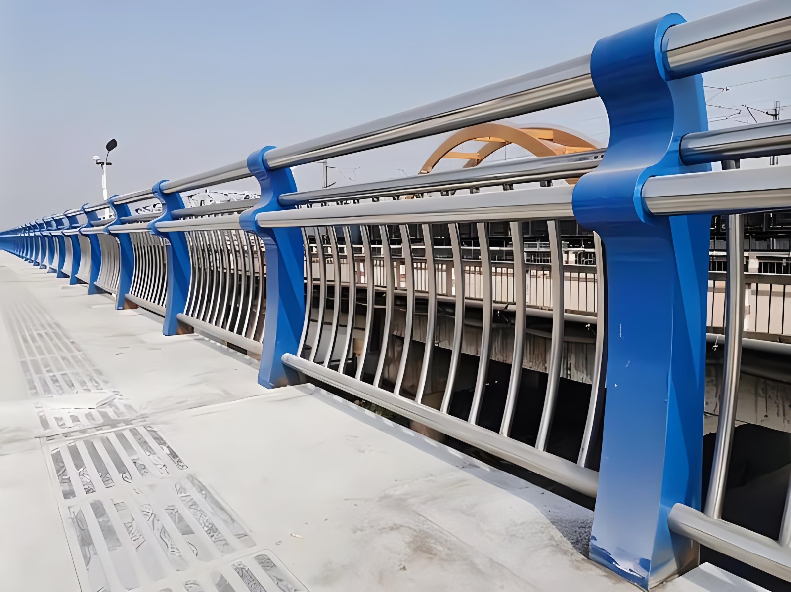 柳州不锈钢复合管护栏制造工艺要求及其重要性